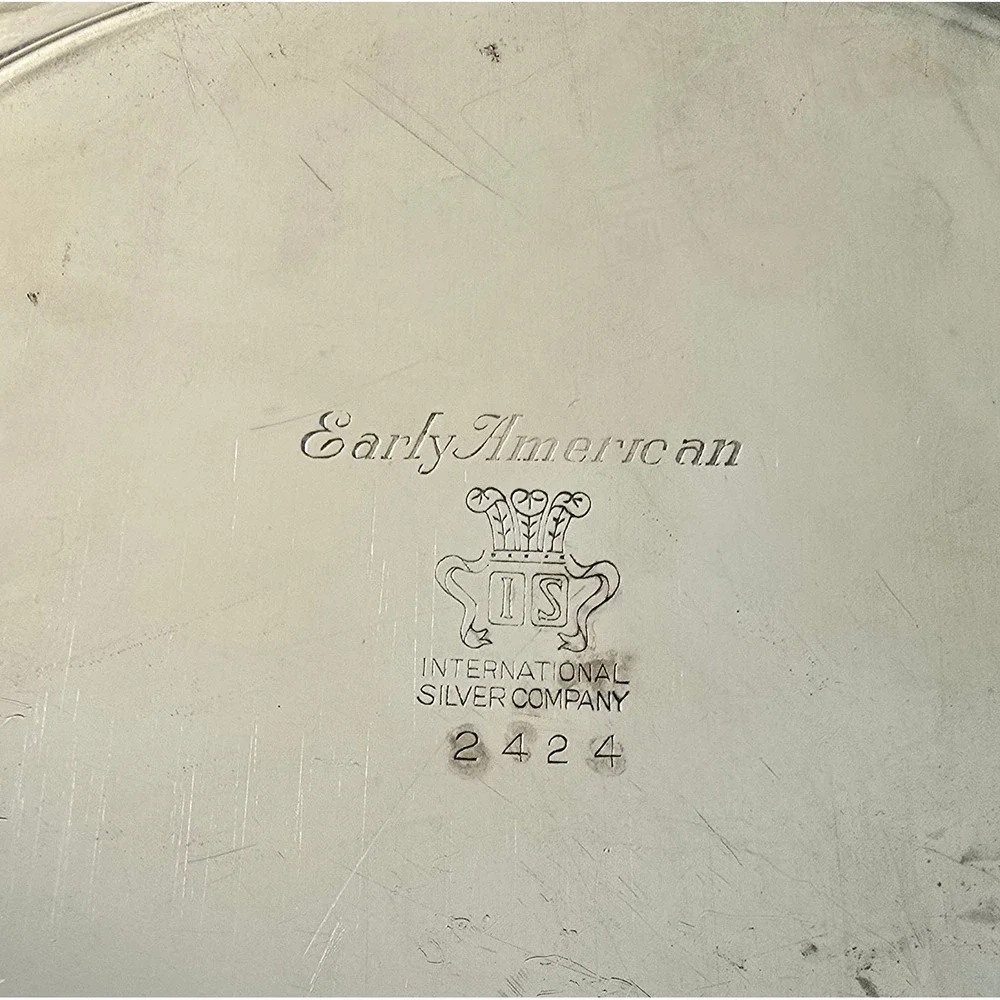 Oneida Silverplate Cream Sugar Set International Silver Early American Tray 2424